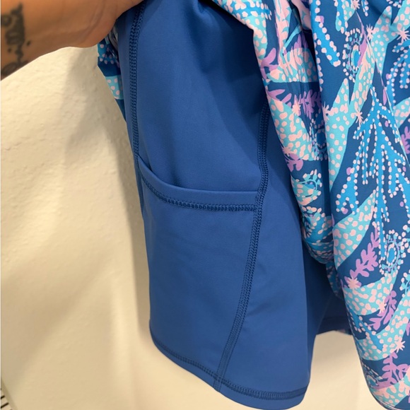 Lilly Pulitzer - Carys Active Romper - Picture 8 of 8